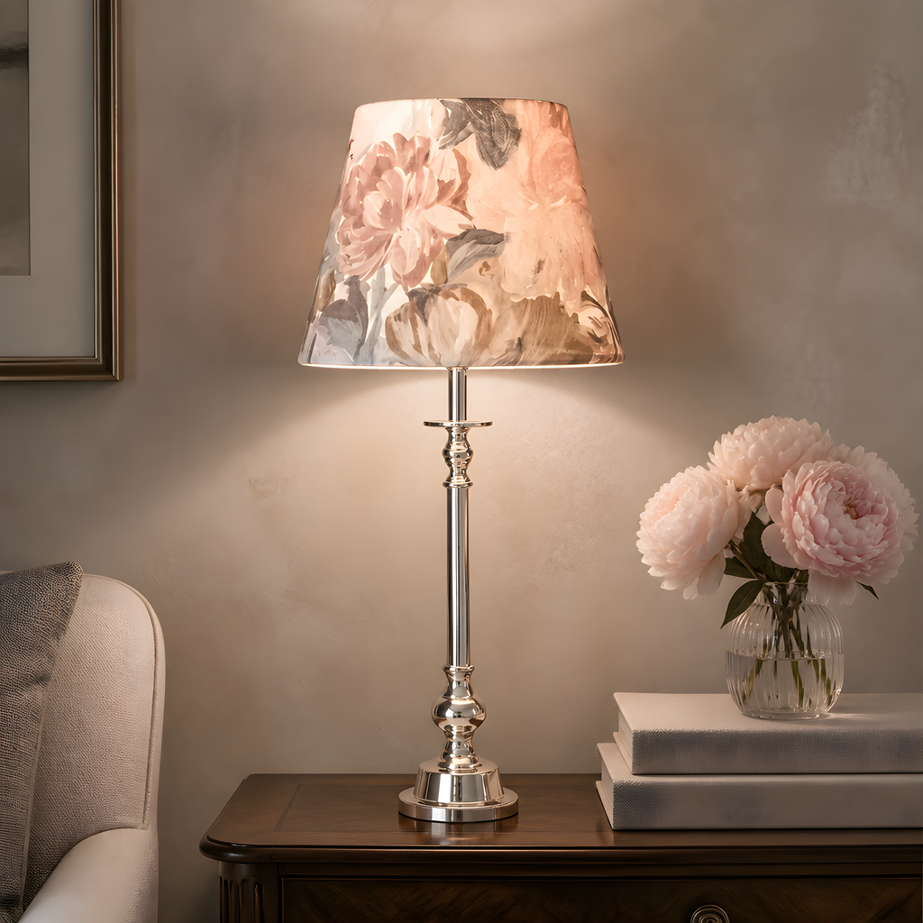 Lampă "Pastel" – Rafinament tactil și lumină caldă