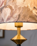 Lampa "Pastel" – Rafinament tactil și design artizanal
