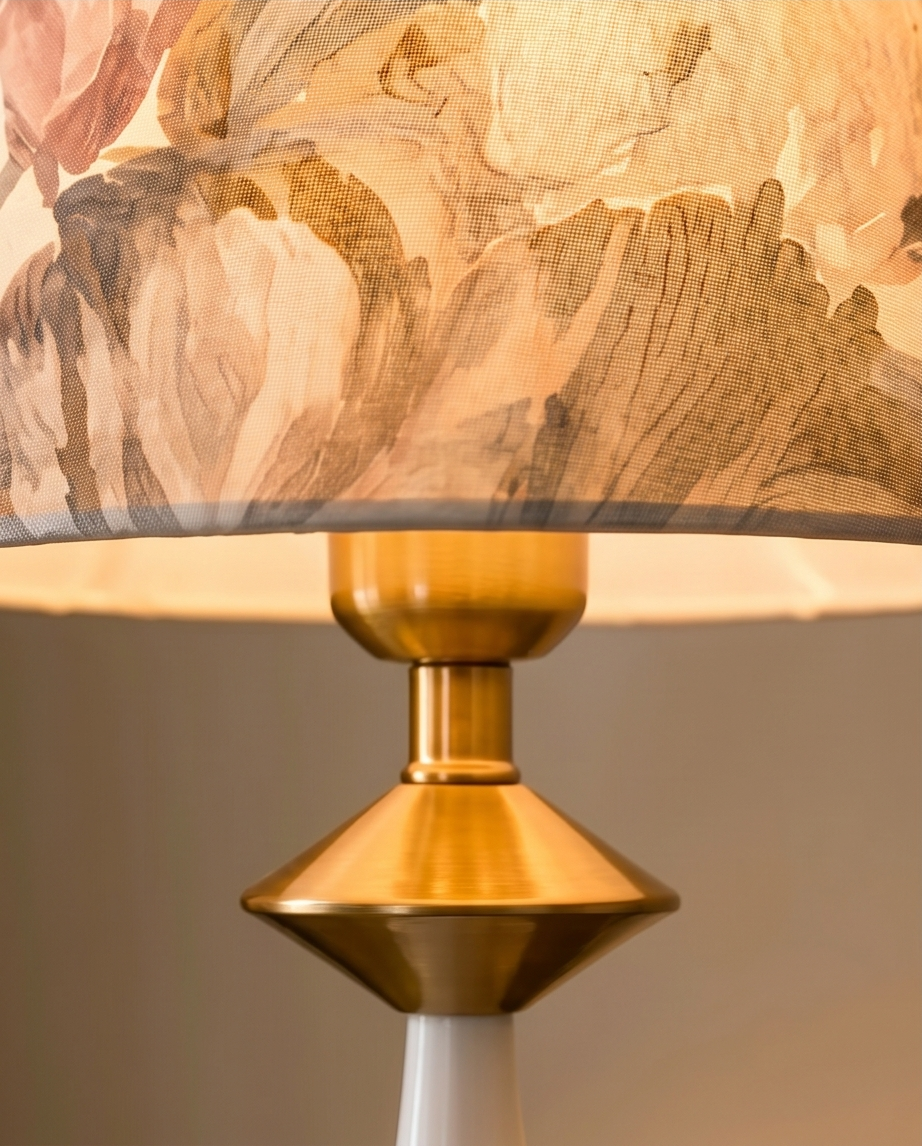 Lampa "Pastel" – Rafinament tactil și design artizanal