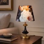 Lampa "Bujor Alb" – Artizanat și confort vizual