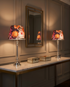 Lampa "Bujor Alb" – Eleganță tactilă și strălucire cromată