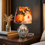 Lampa „Grădină cu Bujori” – Arta catifelei și eleganța ceramicii