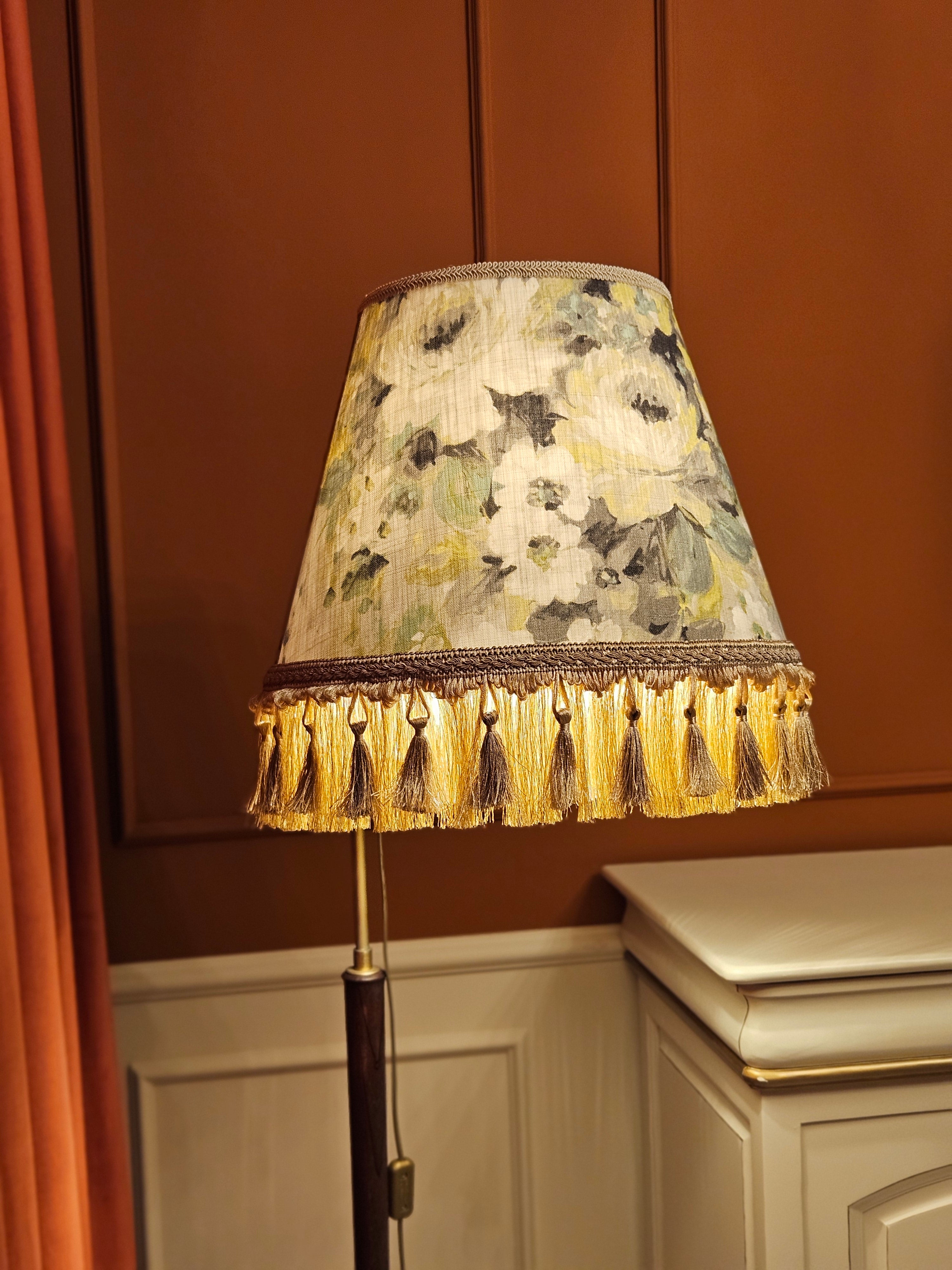 Floare de Bujor - lampa de podea