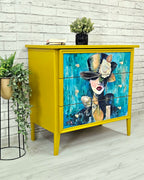 Mobilier pictat manual, comoda unicat Colorat by Mihaela Marinescu